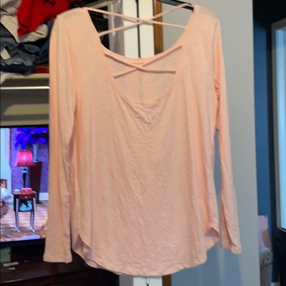 Light pink crossed back long sleeve - Picture 2 of 2
